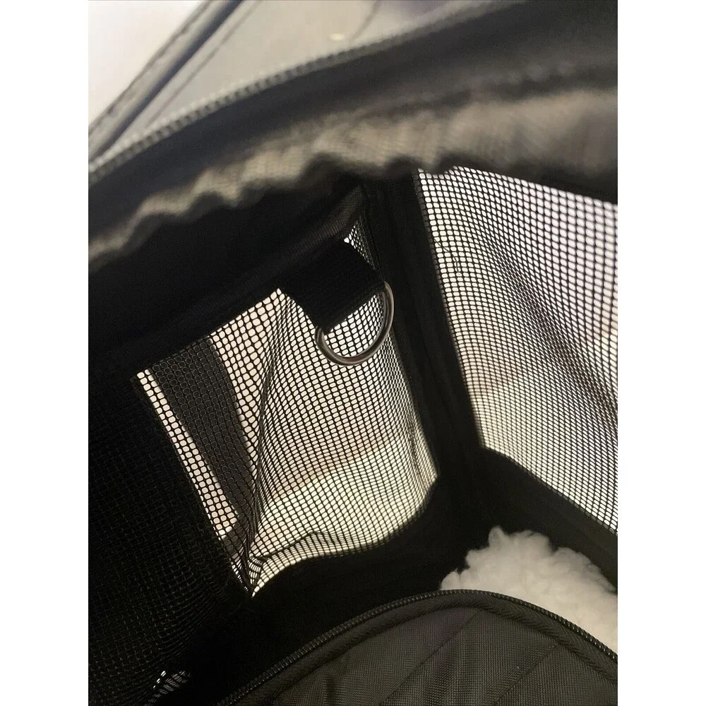 Fresco Pet Carrier Small Dog Or Regular Cat 18 Long X 11.75 High X 12 Wide